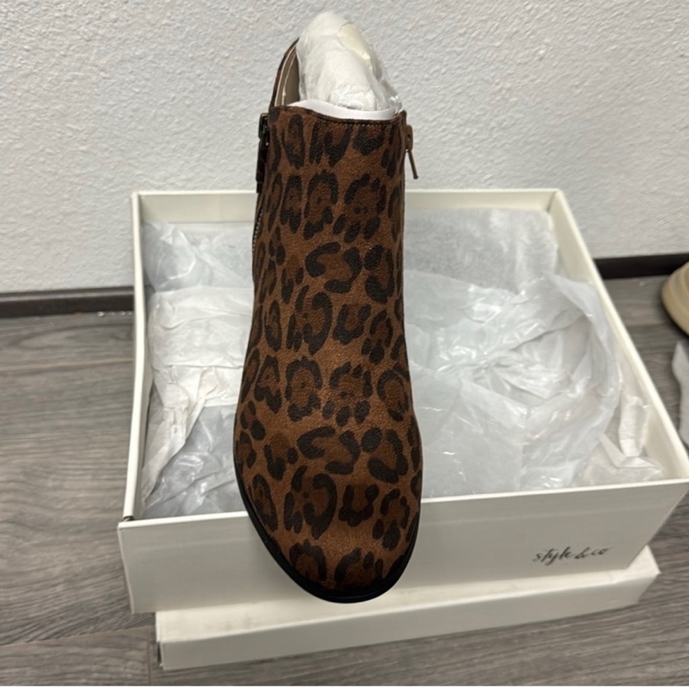 Style & Co. Women's Brown Leopard Print Suede Ankle Boot NWT - Picture 5 of 5